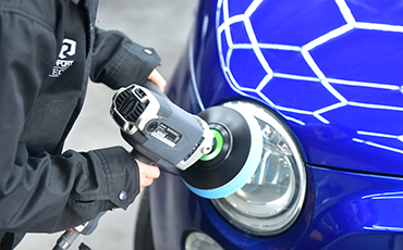 黄ばんだヘッドライトを復活させよう！